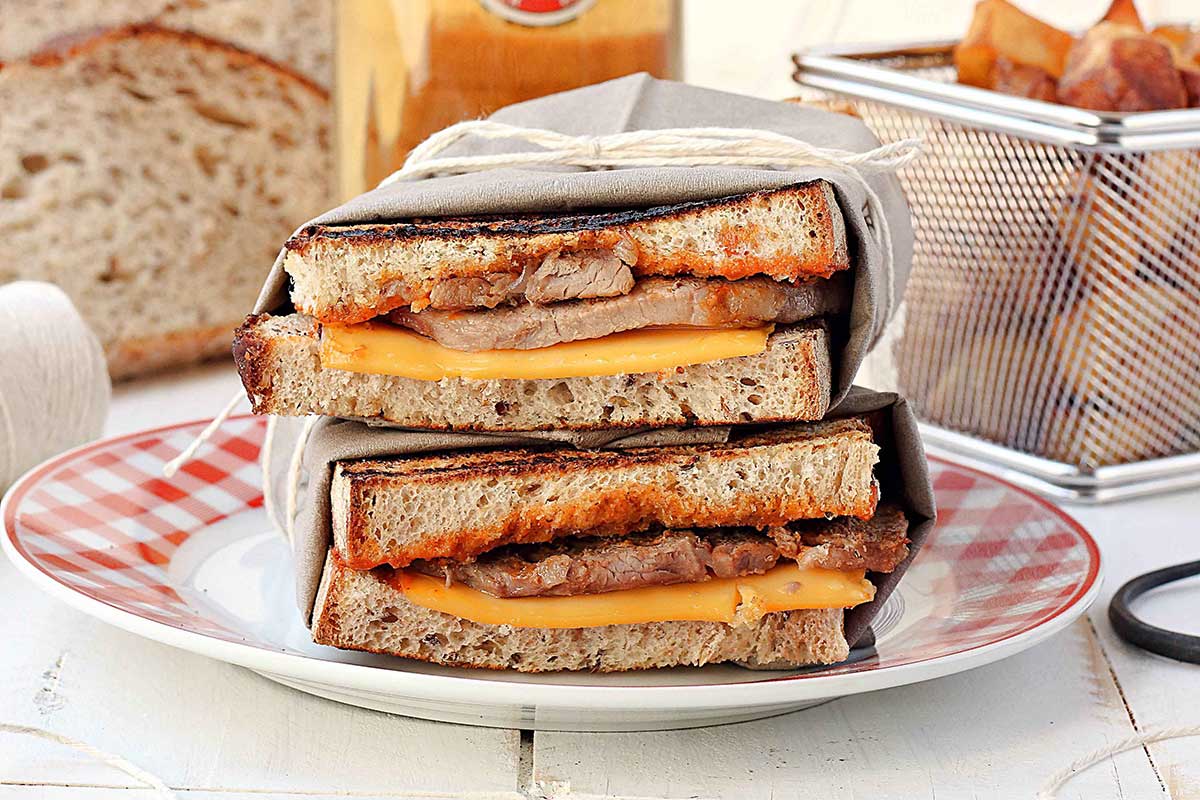 bocadillo de filete fino de cordero ternasco de aragon