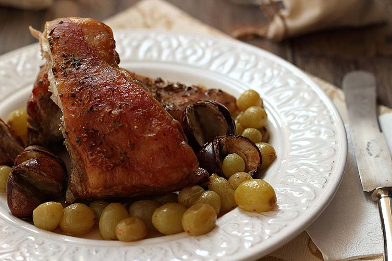 costillar cordero-cava-castanas-uvas