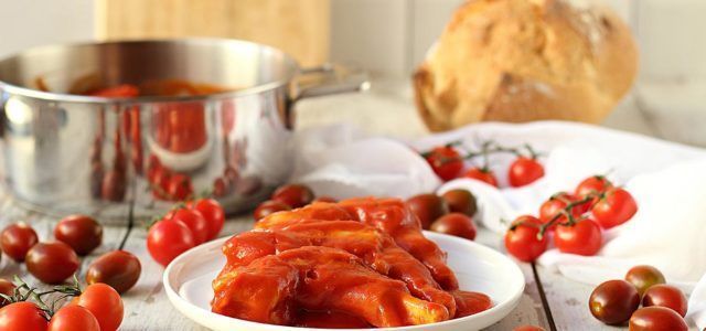 manitas de cordero salsa