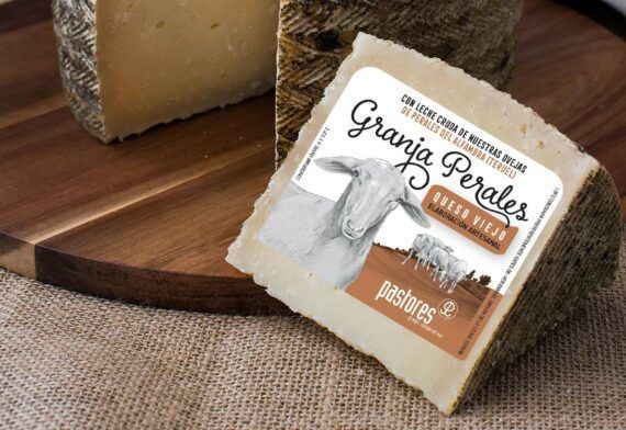 comprar queso viejo oveja granja perales pastores